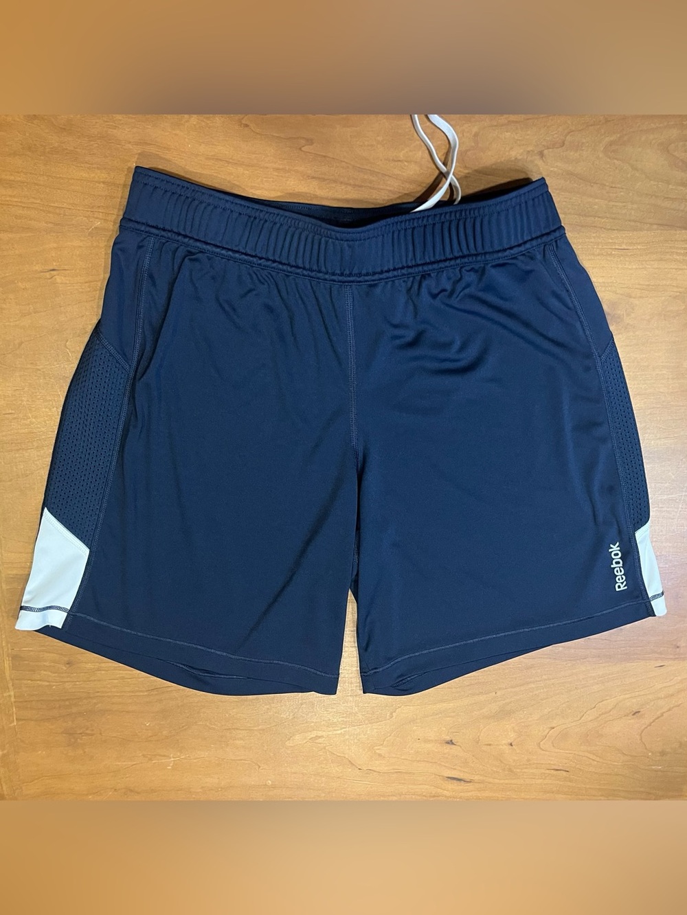 Reebok Navy Blue Mesh Panel Athletic Running Shorts Men’s XS Drawstring